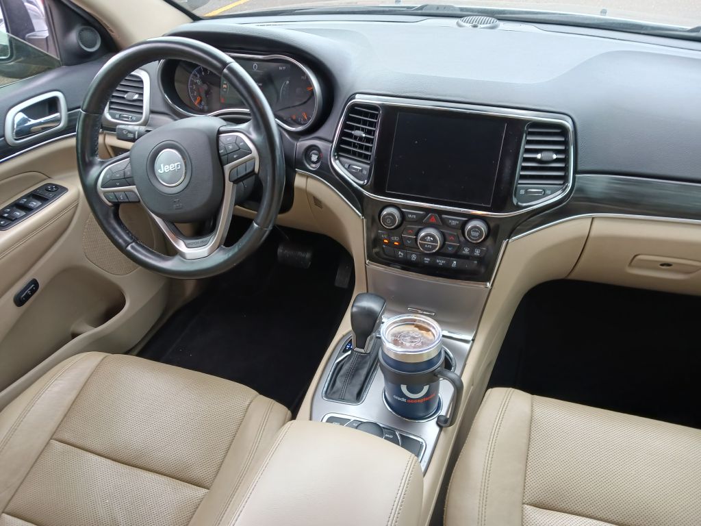 Photo 20 of this JEEP GRAND CHEROKEE