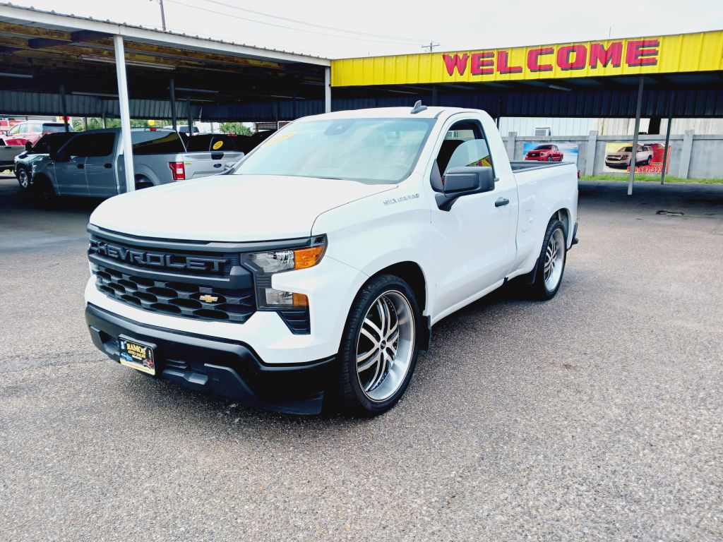 Photo 2 of this CHEVROLET SILVERADO 1500