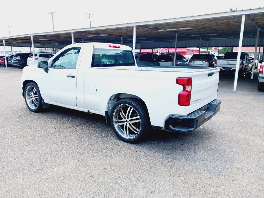 Photo 4 of this CHEVROLET SILVERADO 1500