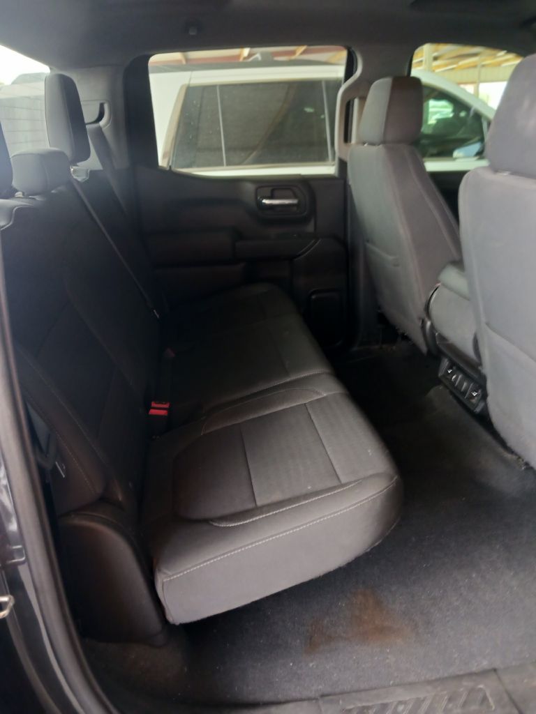 Photo 19 of this CHEVROLET SILVERADO 1500