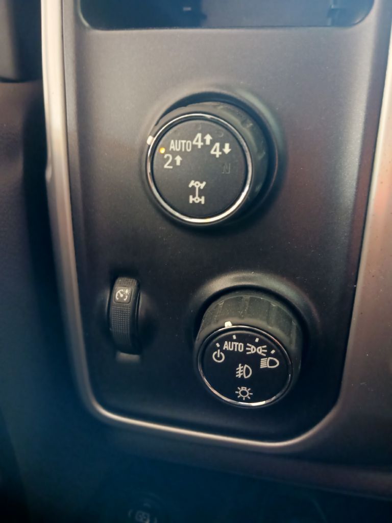Photo 15 of this GMC SIERRA