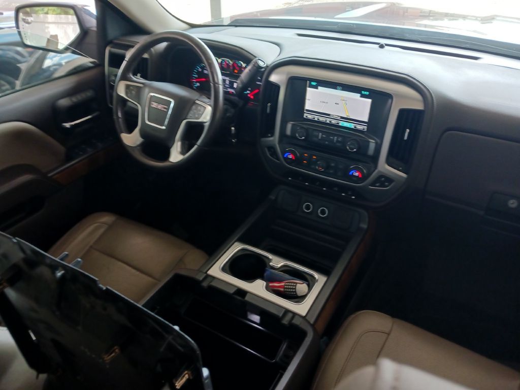 Photo 23 of this GMC SIERRA