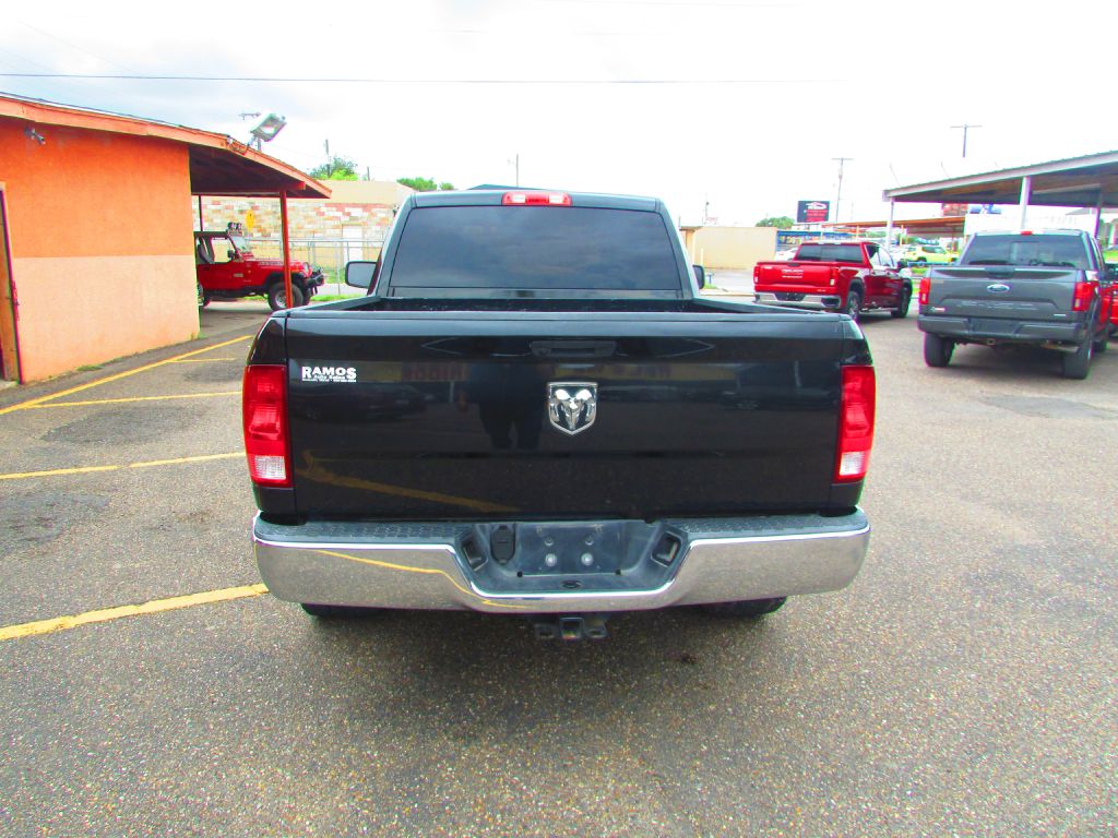 Photo 6 of this RAM 1500 CLASSIC