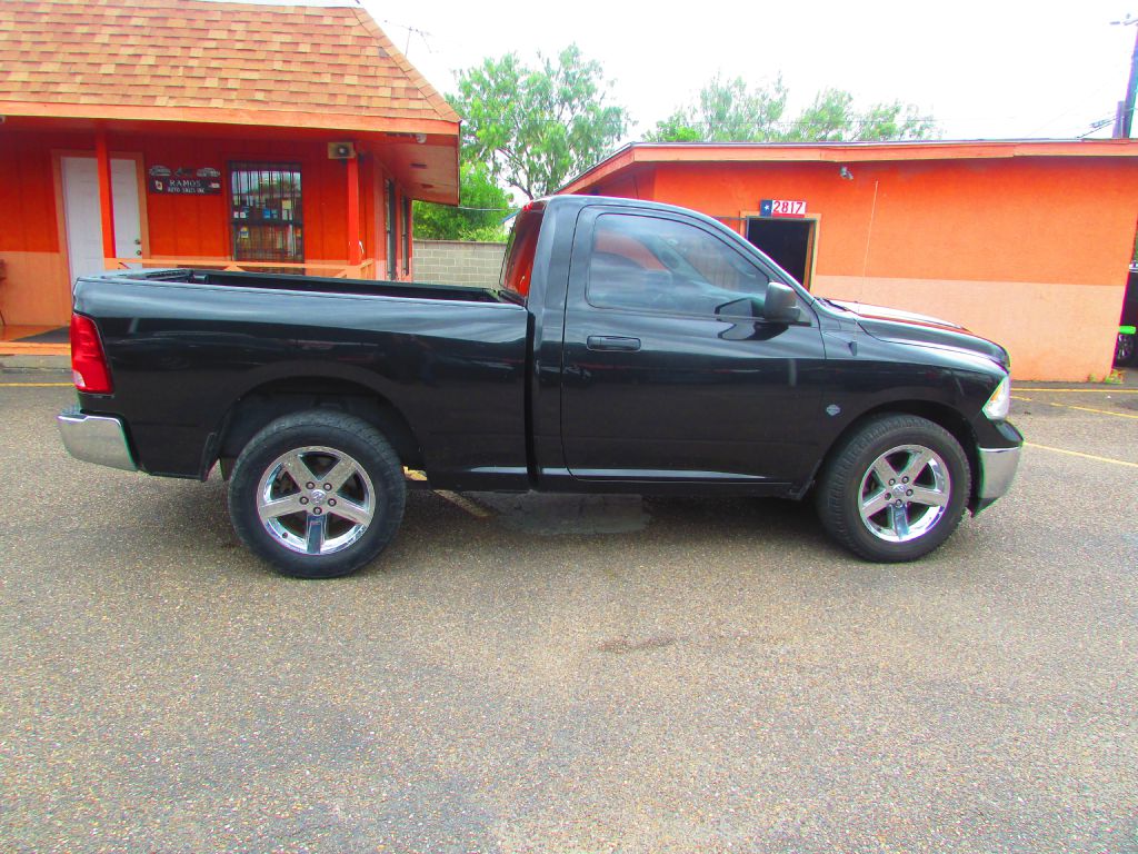 Photo 8 of this RAM 1500 CLASSIC
