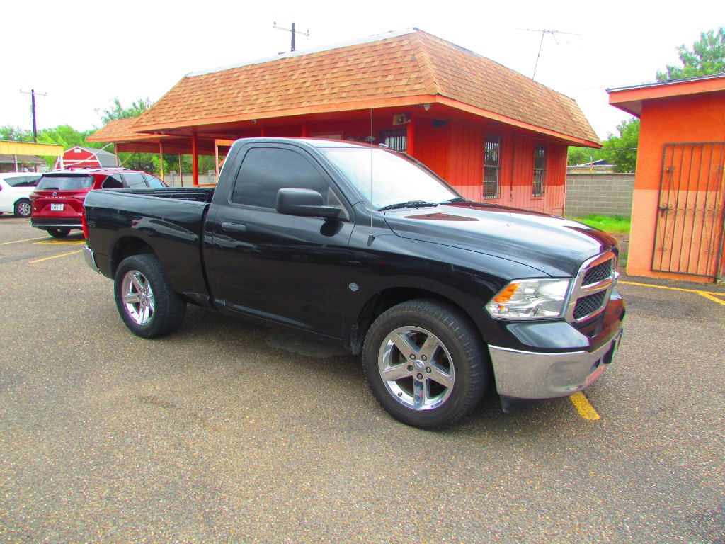 Photo 9 of this RAM 1500 CLASSIC