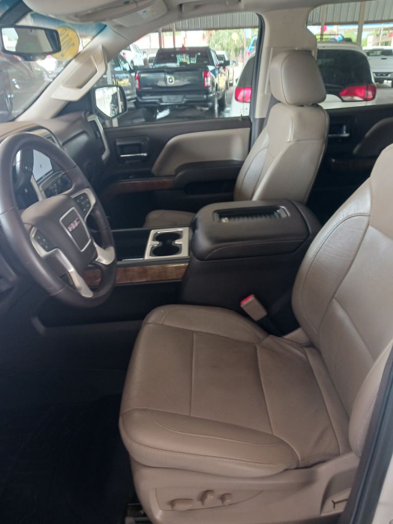 Photo 13 of this GMC SIERRA
