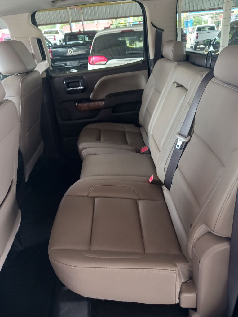 Photo 15 of this GMC SIERRA