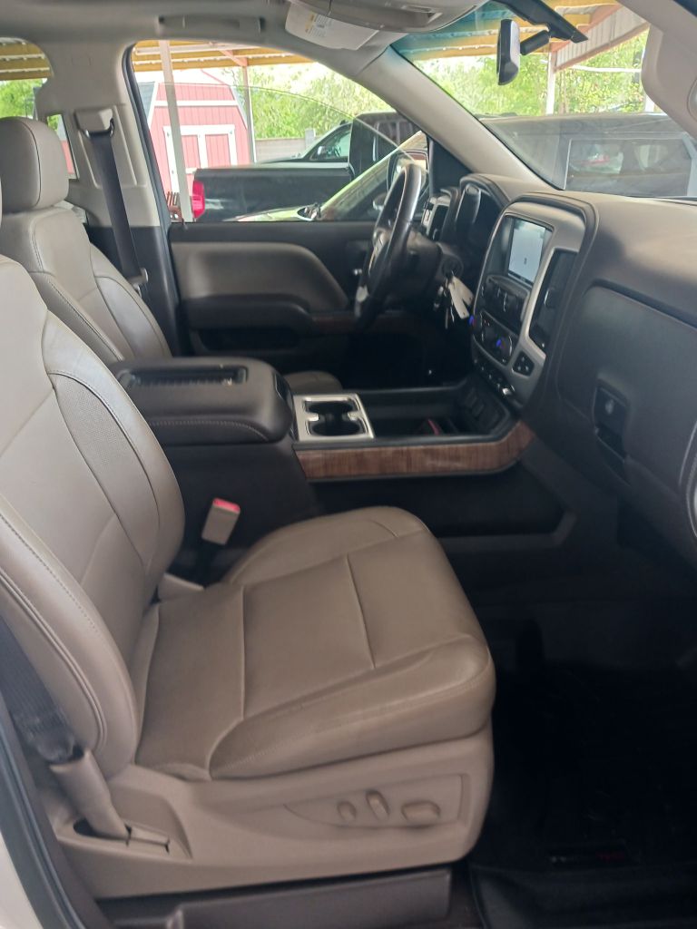 Photo 19 of this GMC SIERRA