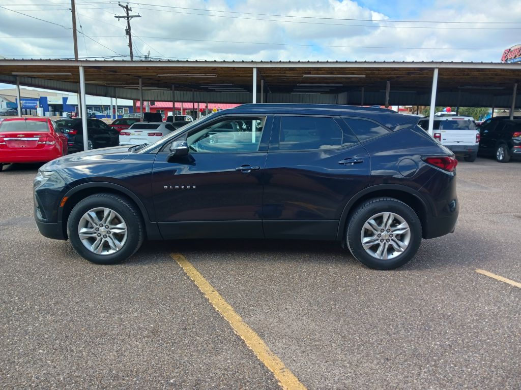 Photo 7 of this CHEVROLET BLAZER