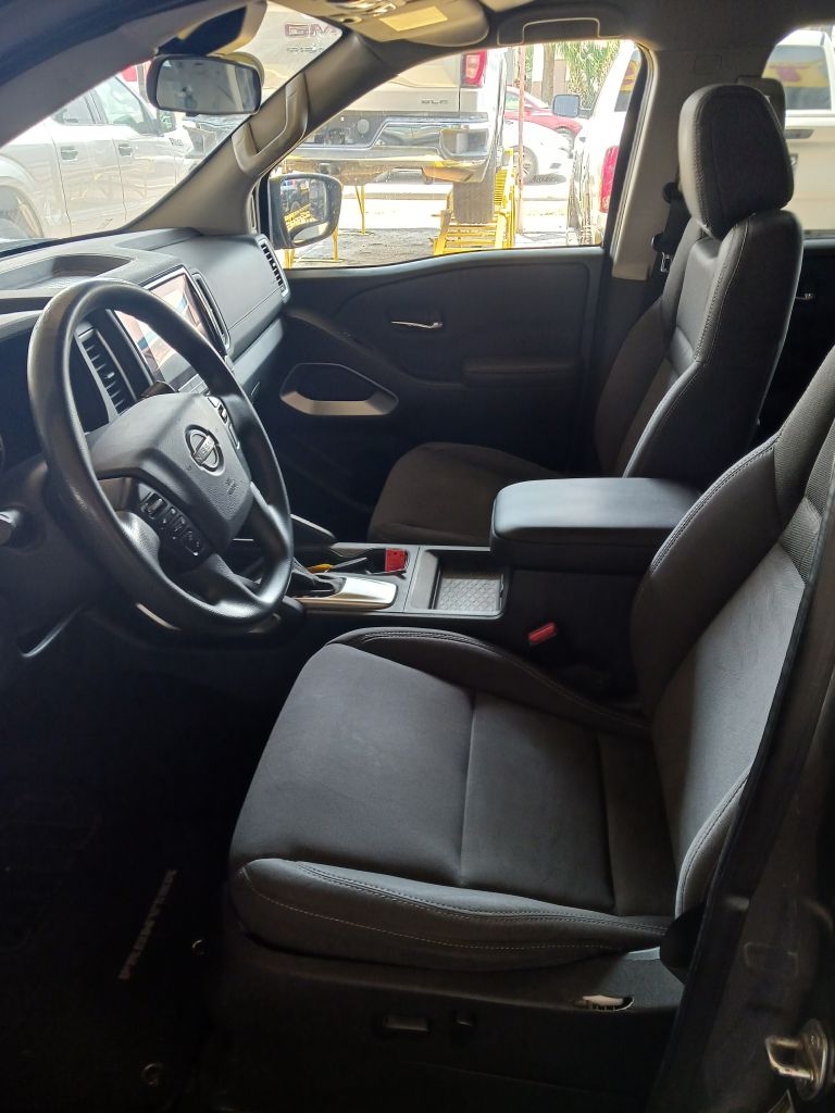 Photo 5 of this NISSAN FRONTIER