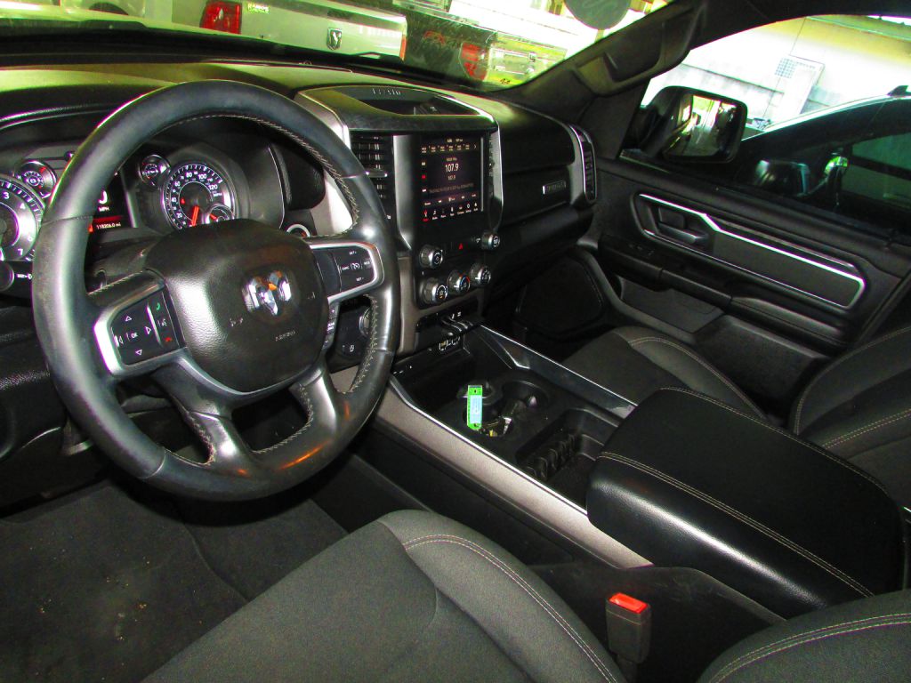 Photo 15 of this RAM 1500