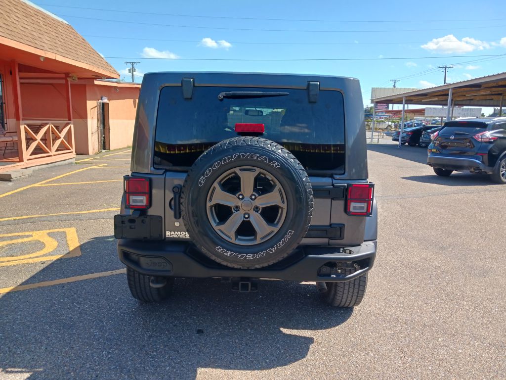 Photo 4 of this JEEP WRANGLER UNLIMI