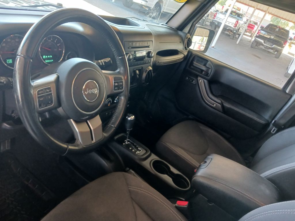 Photo 10 of this JEEP WRANGLER UNLIMI