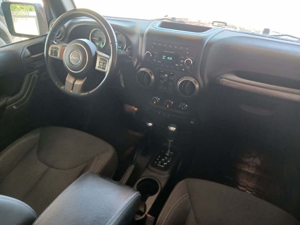 Photo 14 of this JEEP WRANGLER UNLIMI