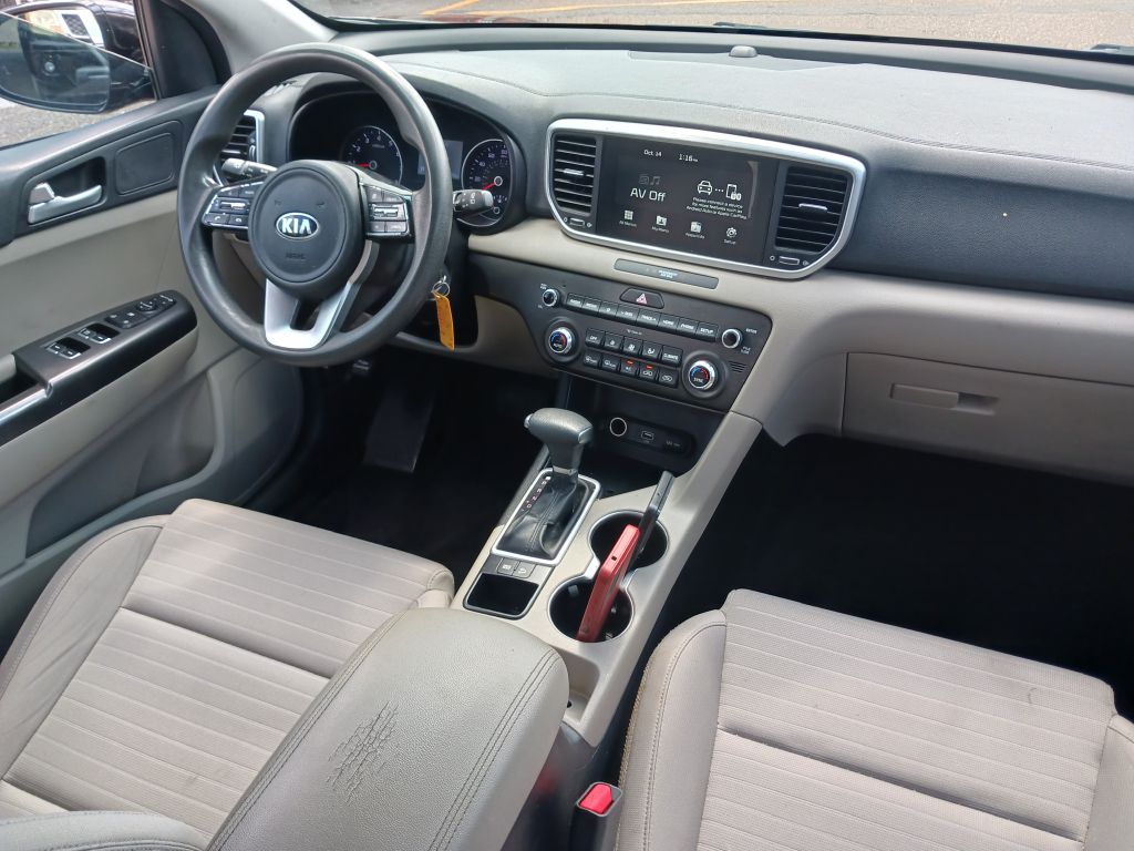 Photo 12 of this KIA SPORTAGE