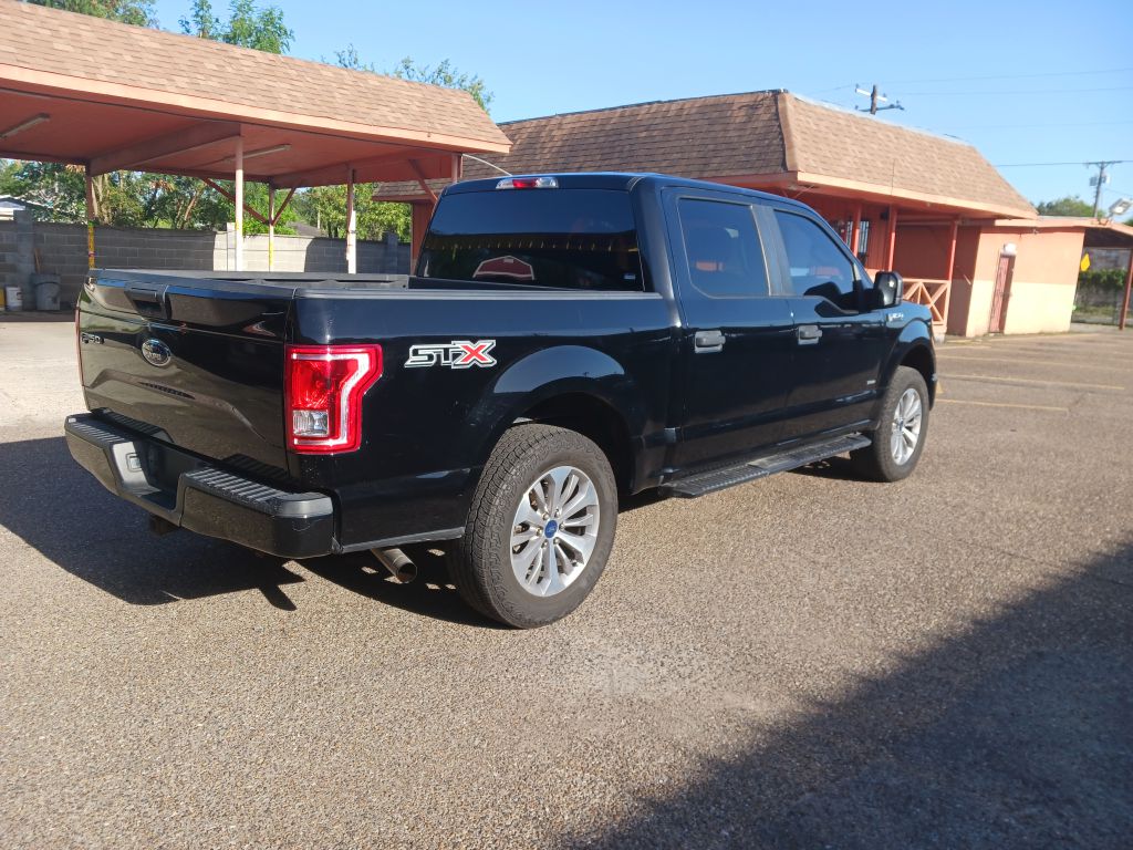 Photo 3 of this FORD F150