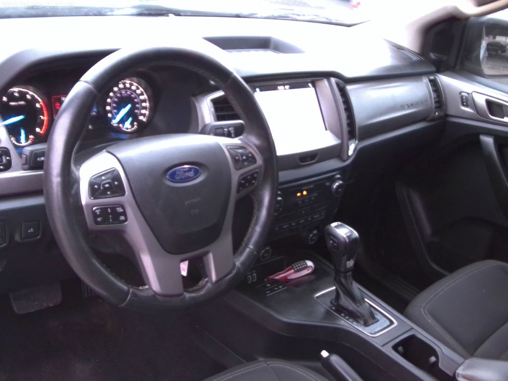 Photo 13 of this FORD RANGER