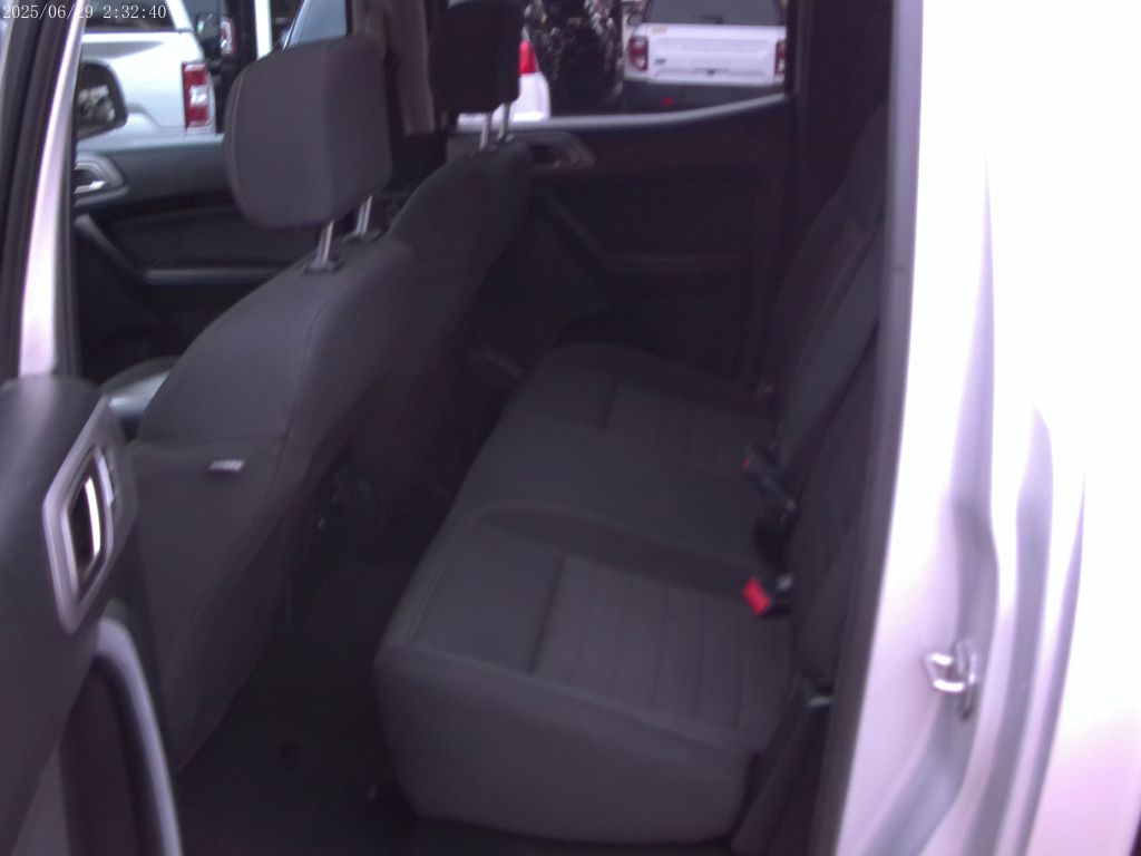 Photo 14 of this FORD RANGER