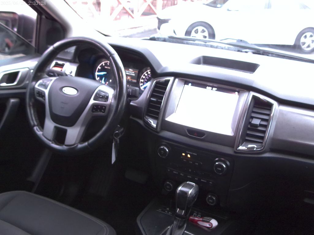 Photo 17 of this FORD RANGER