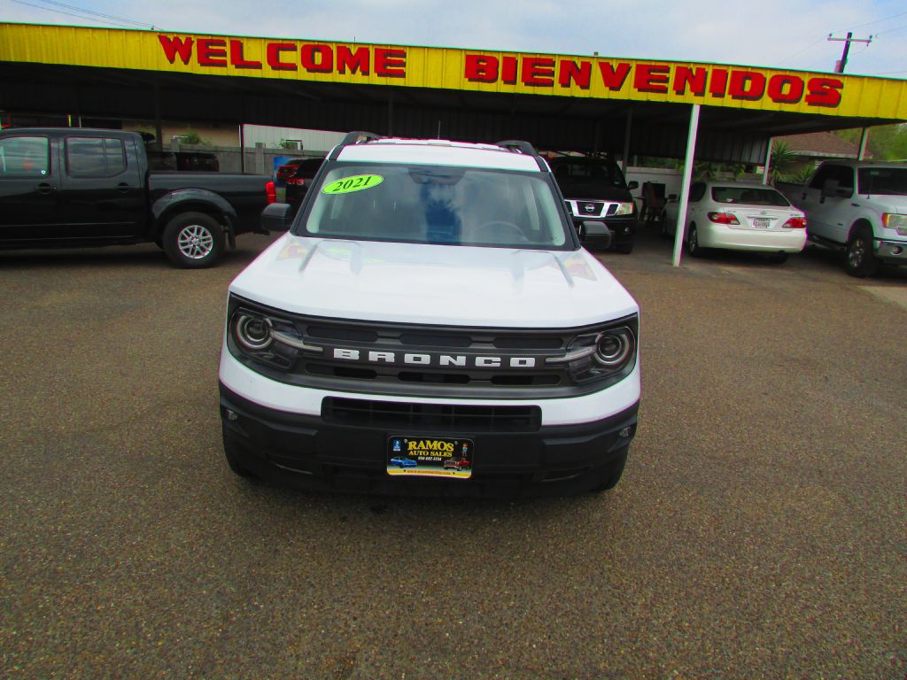 Photo 2 of this FORD BRONCO SPORT