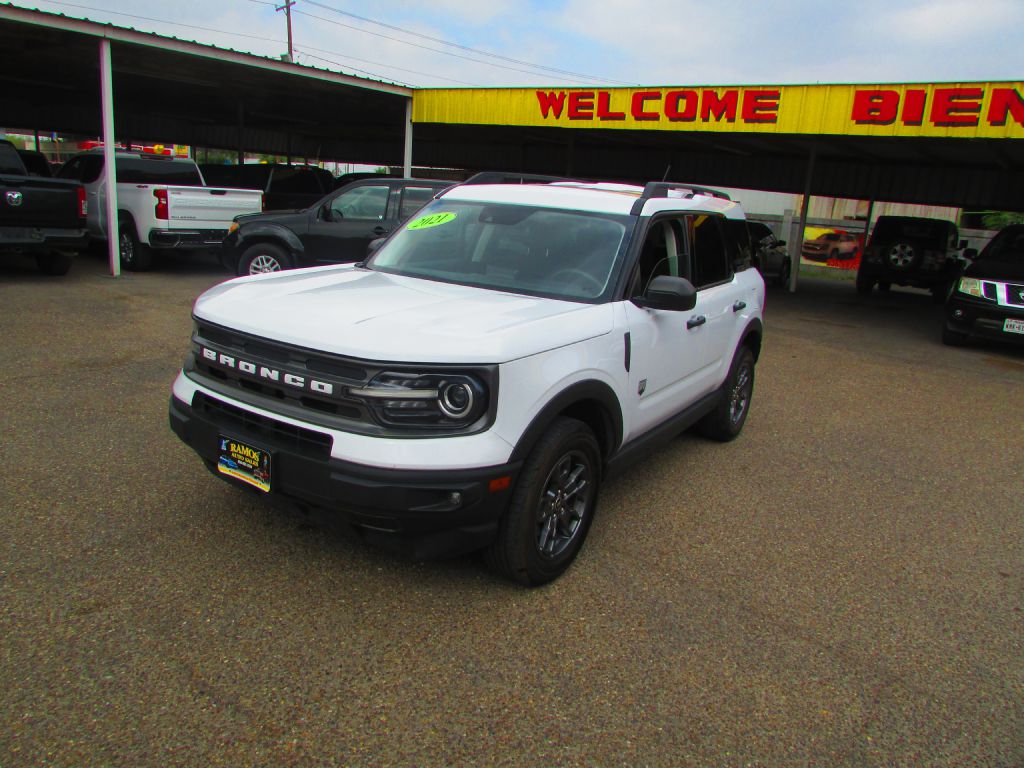 Photo 3 of this FORD BRONCO SPORT