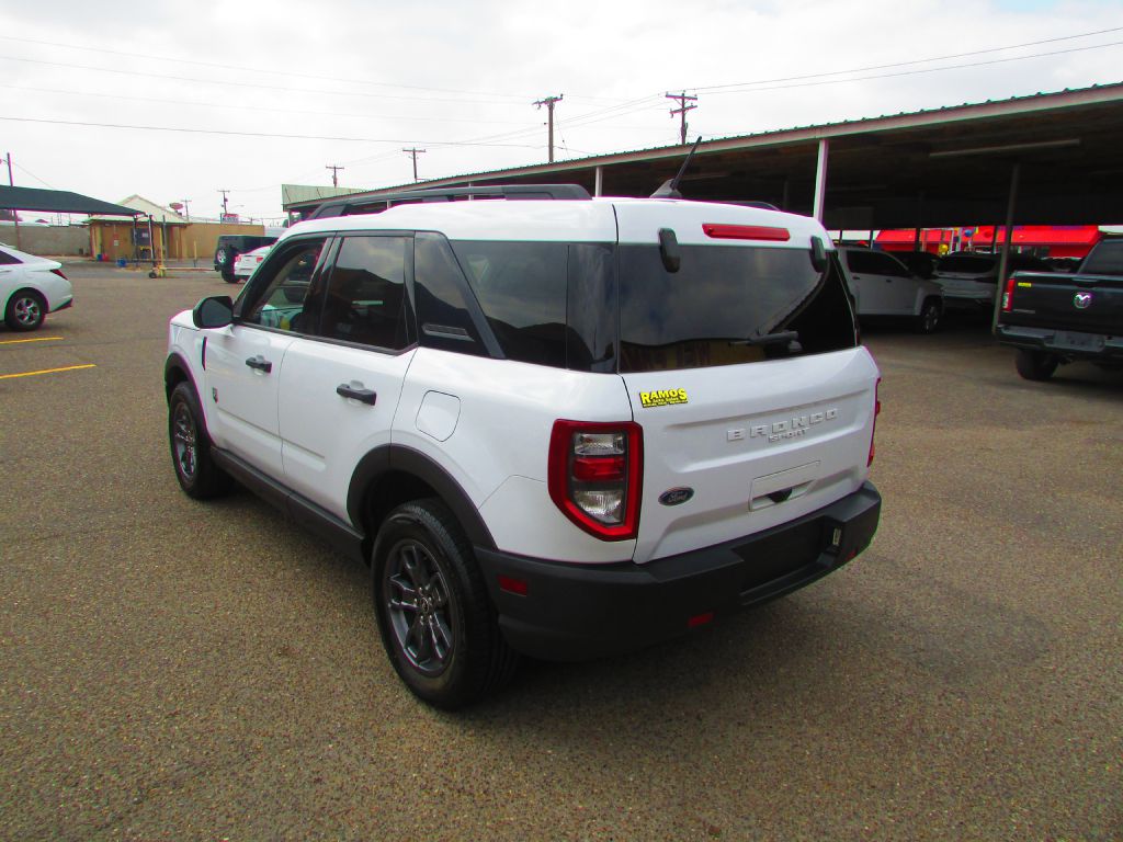 Photo 5 of this FORD BRONCO SPORT