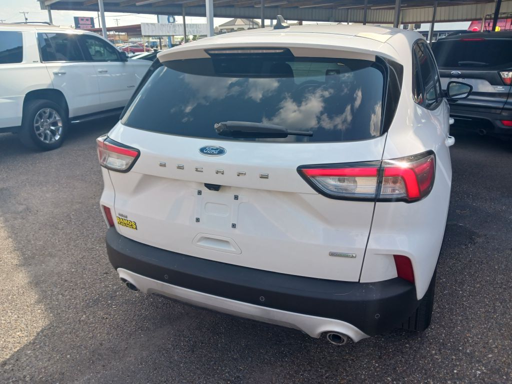 Photo 9 of this FORD ESCAPE