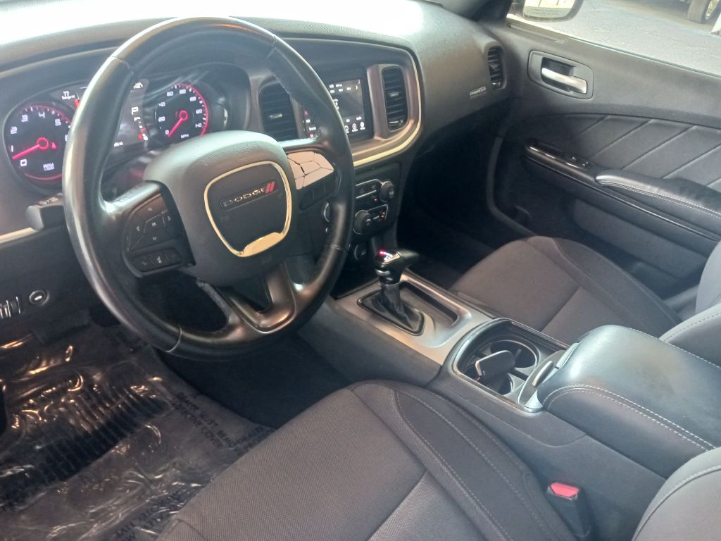 Photo 18 of this FORD ESCAPE
