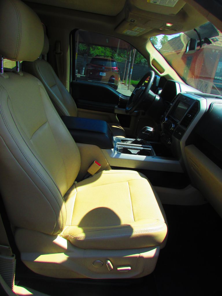 Photo 18 of this FORD F150