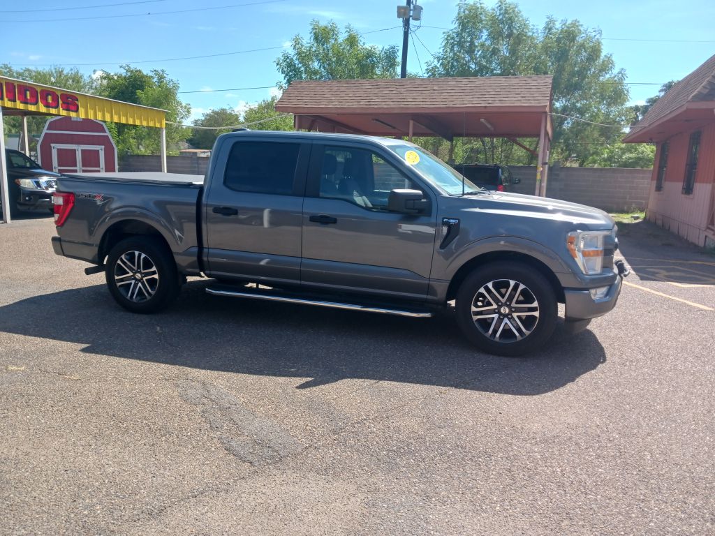 Photo 3 of this FORD F150