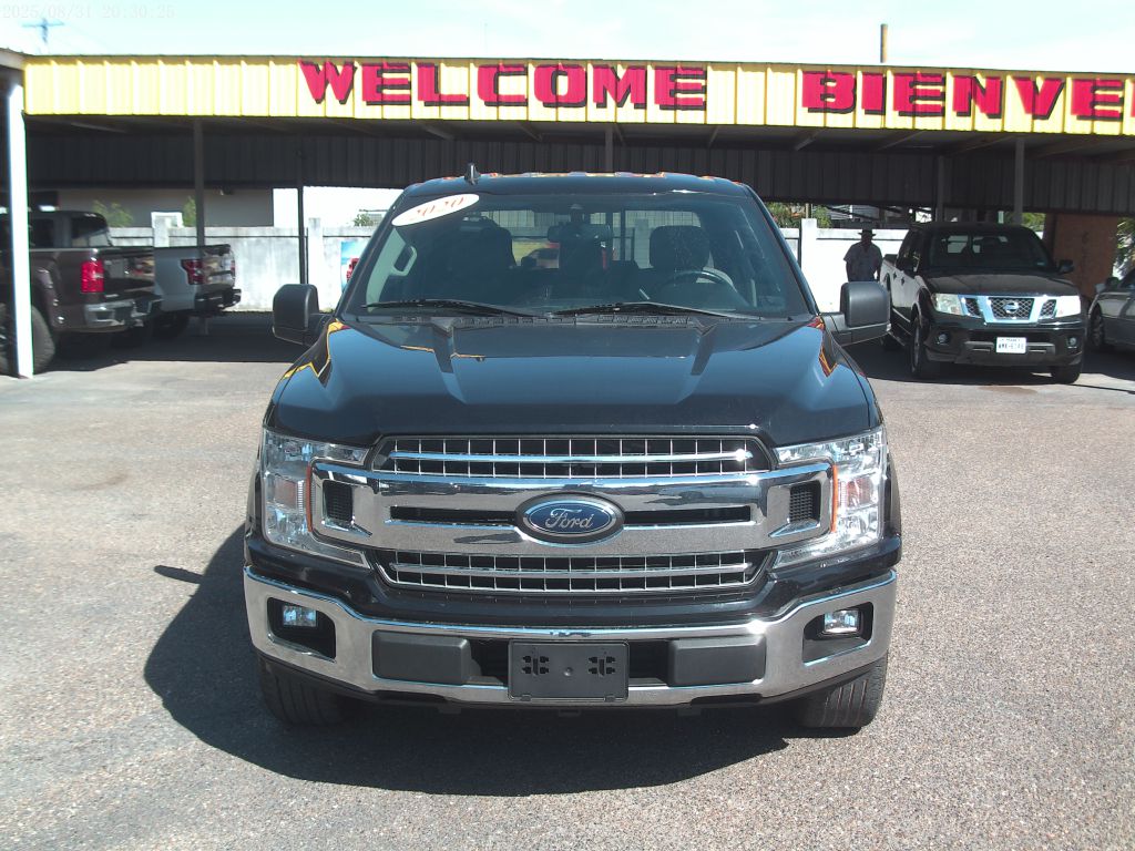 Photo 2 of this FORD F150