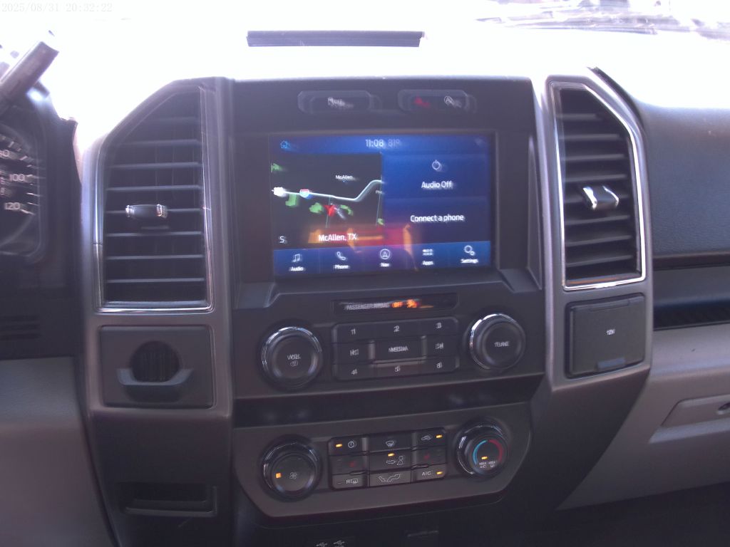 Photo 12 of this FORD F150