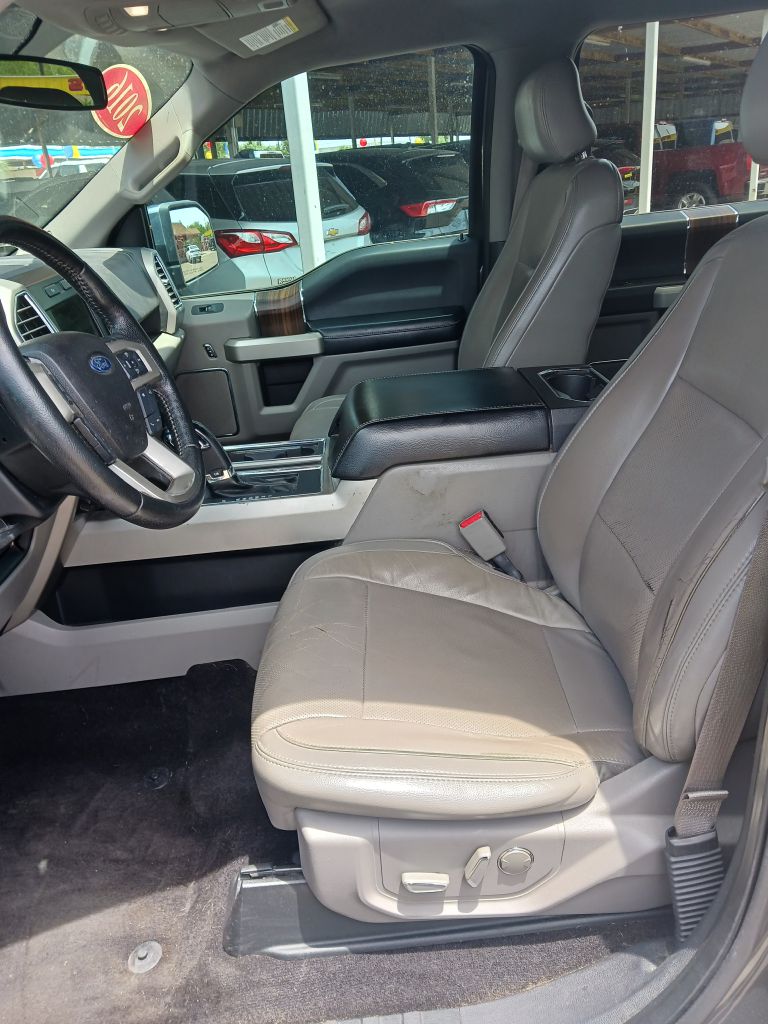 Photo 18 of this FORD F150