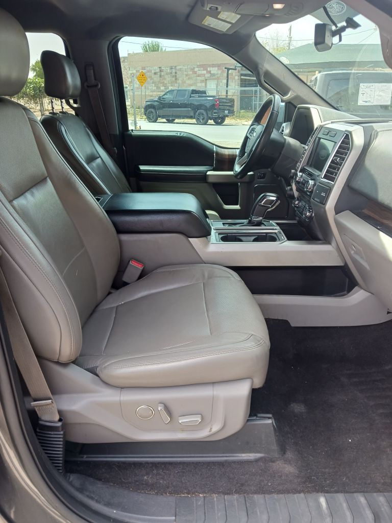 Photo 24 of this FORD F150