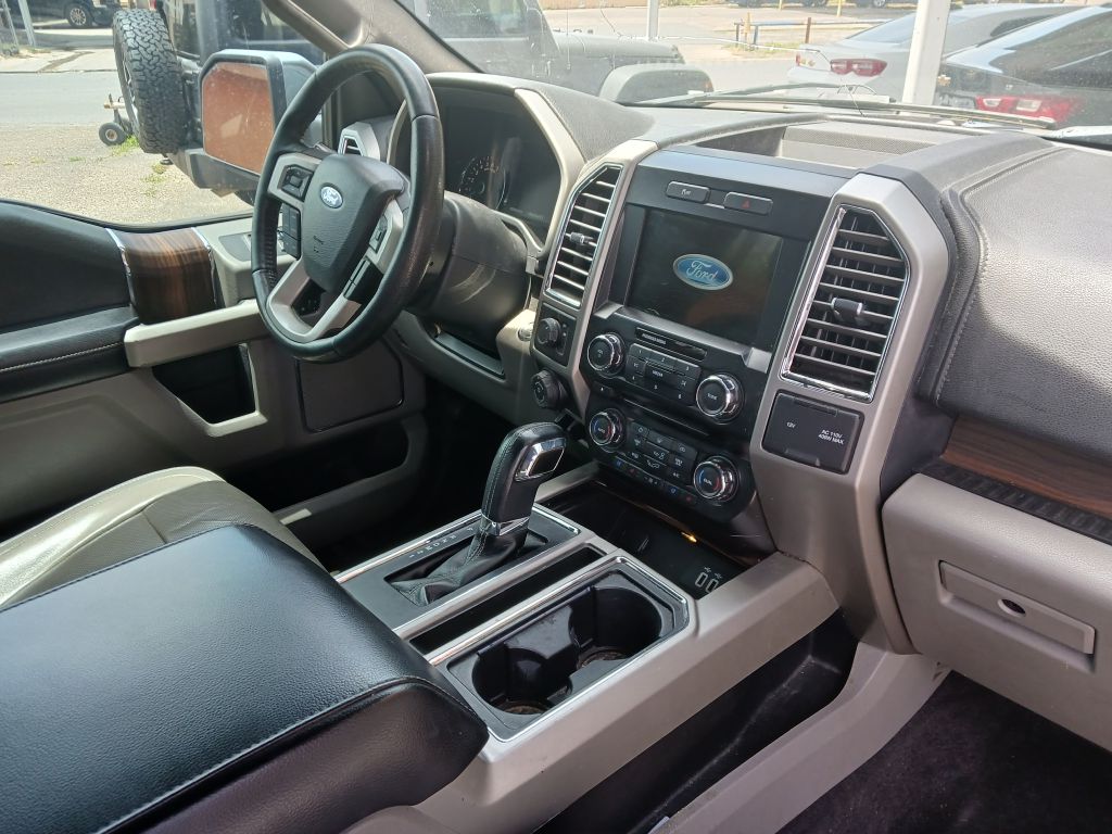Photo 25 of this FORD F150