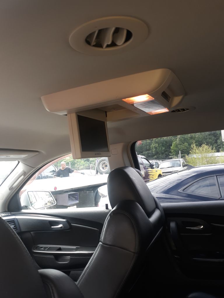 Photo 6 of this CHEVROLET TRAVERSE