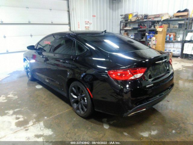 Photo 3 of this CHRYSLER 200