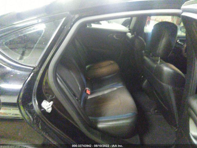Photo 8 of this CHRYSLER 200