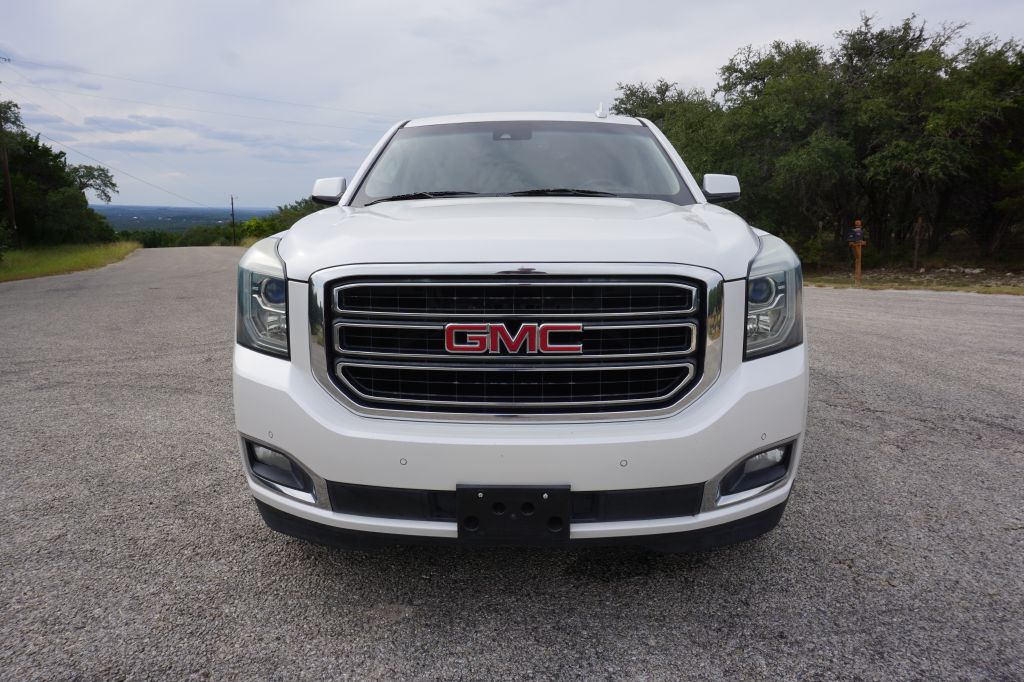 Photo 12 of this GMC YUKON