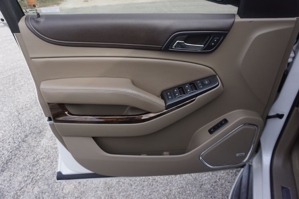 Photo 13 of this GMC YUKON
