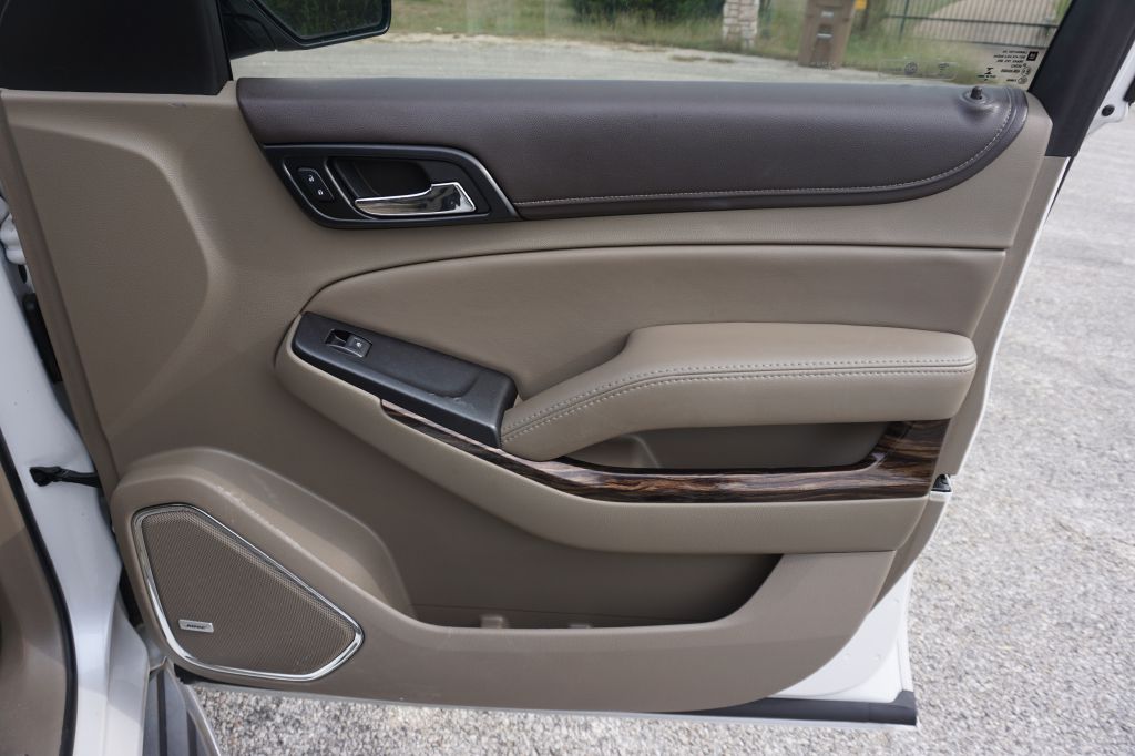 Photo 20 of this GMC YUKON