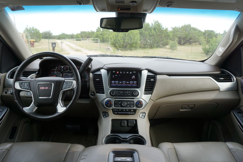 Photo 22 of this GMC YUKON