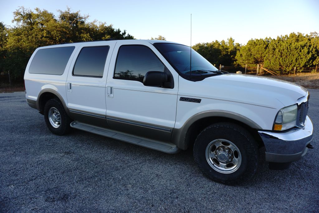Photo 10 of this FORD EXCURSION