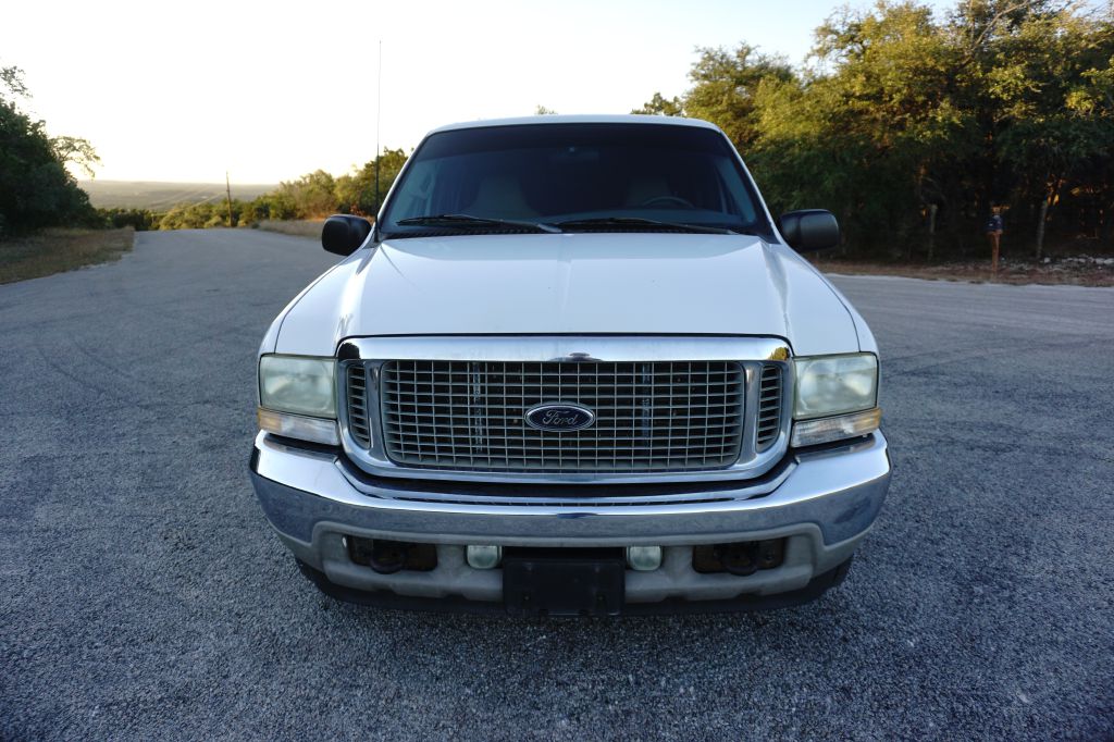 Photo 12 of this FORD EXCURSION