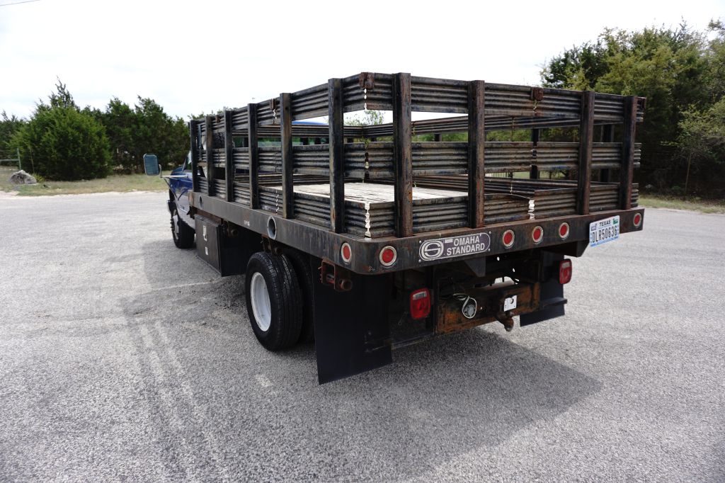 Photo 5 of this CHEVROLET C3500 DIESEL