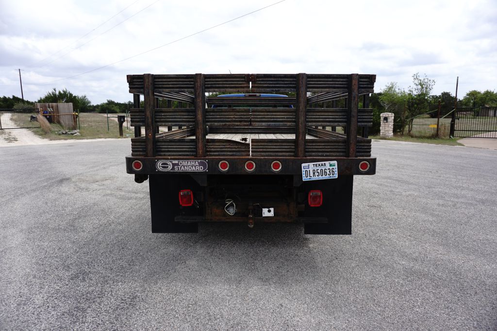 Photo 6 of this CHEVROLET C3500 DIESEL