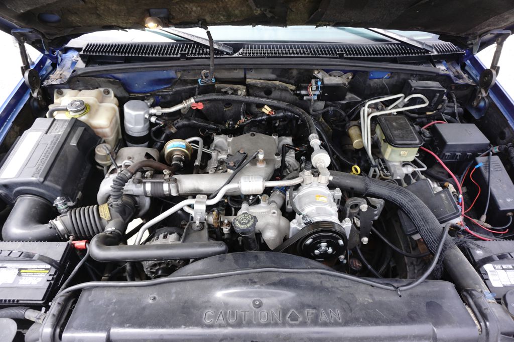 Photo 20 of this CHEVROLET C3500 DIESEL
