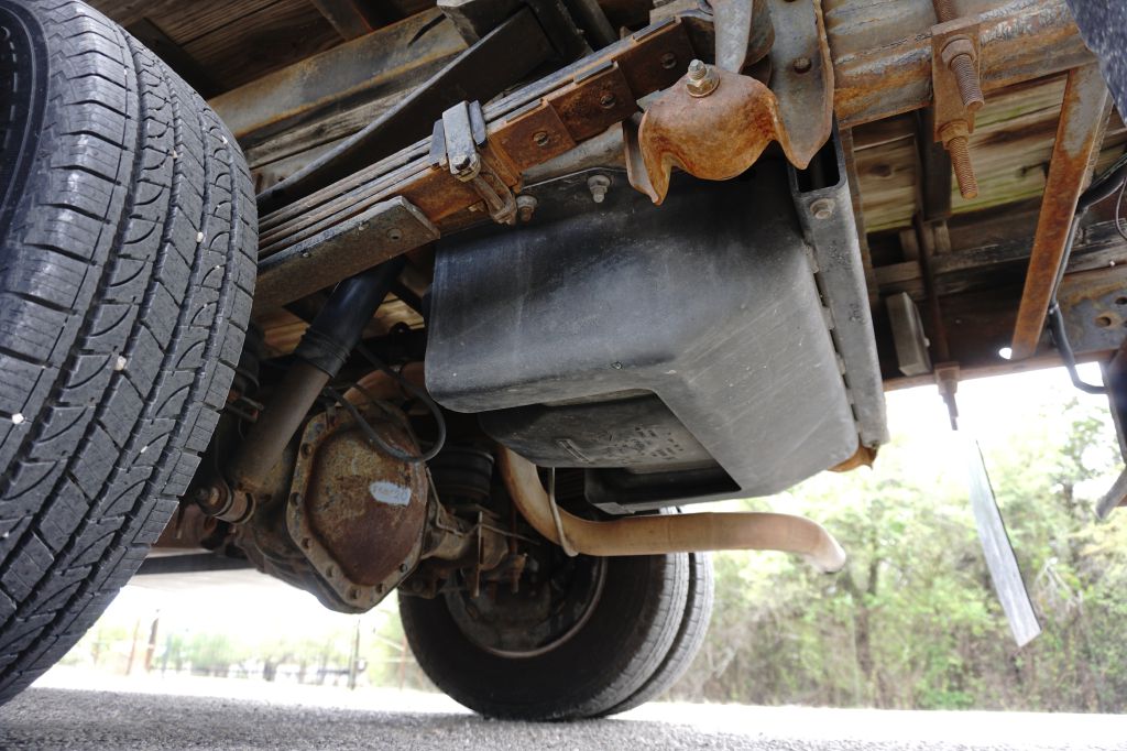 Photo 26 of this CHEVROLET C3500 DIESEL
