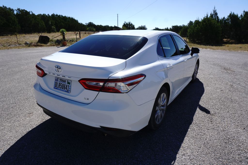 Photo 7 of this TOYOTA CAMRY