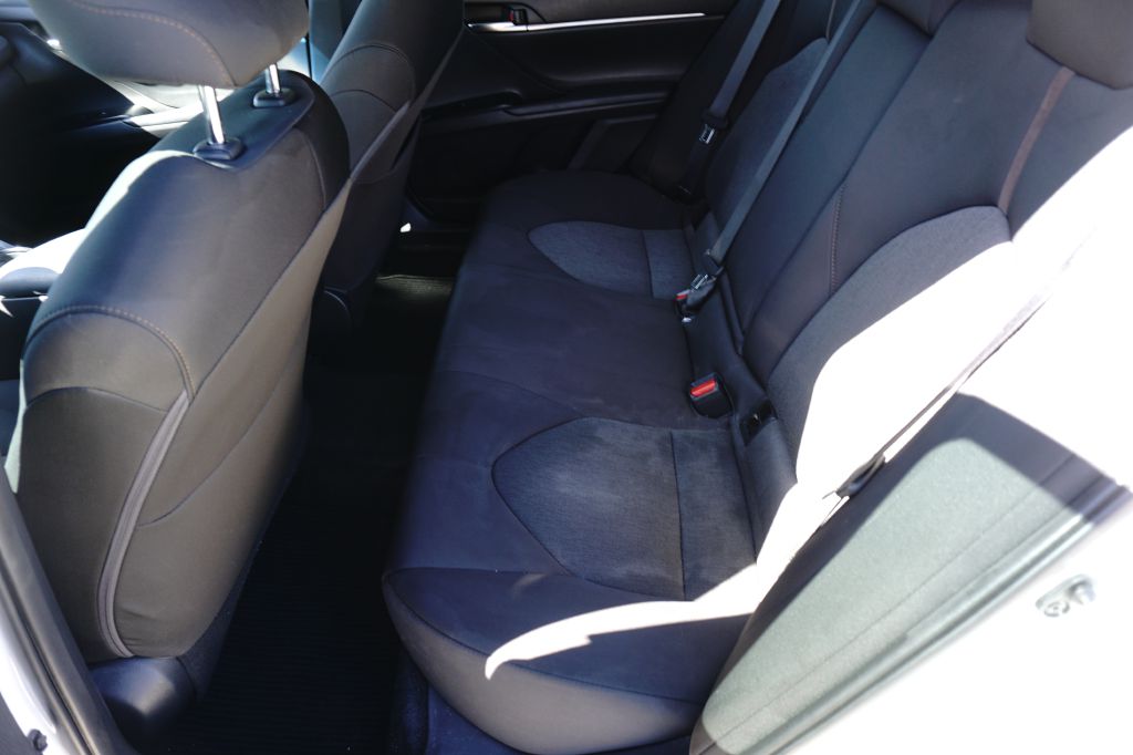 Photo 16 of this TOYOTA CAMRY